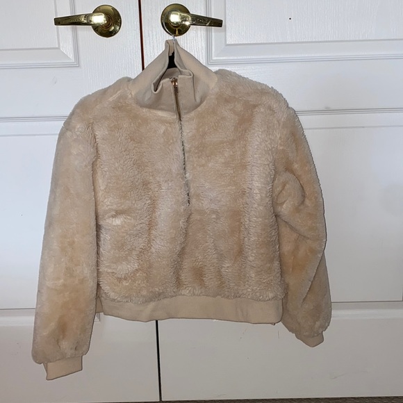 Urban nation foux fur quarter zip - Picture 1 of 3